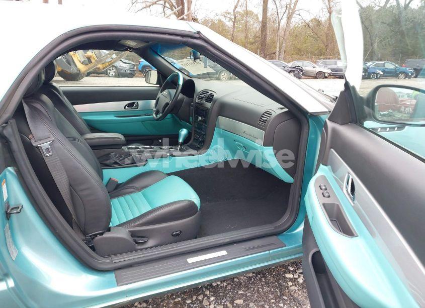 2002 Ford Thunderbird