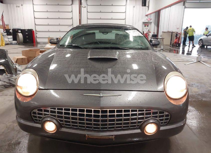 2003 Ford Thunderbird