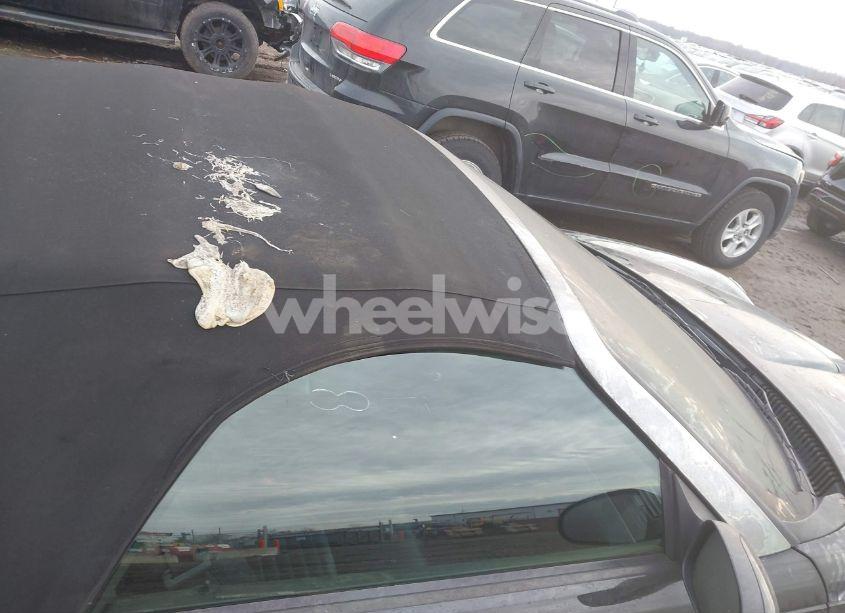 2002 Ford Thunderbird