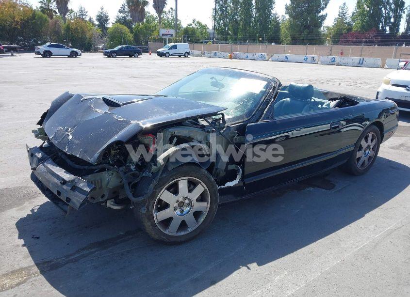 2002 Ford Thunderbird