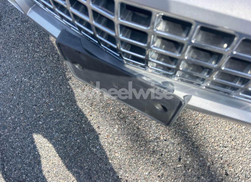 2004 Ford Thunderbird