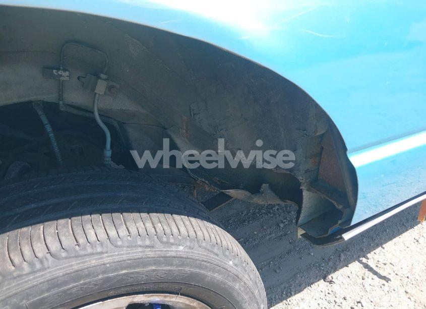 Photo 17 of 2002 Ford Thunderbird N/A (VIN 1FAHP60AX2Y116343)