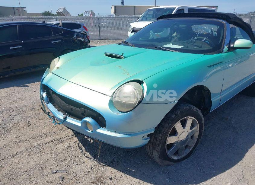 Photo 20 of 2002 Ford Thunderbird N/A (VIN 1FAHP60AX2Y116343)