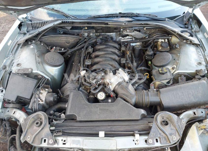 2004 Ford Thunderbird