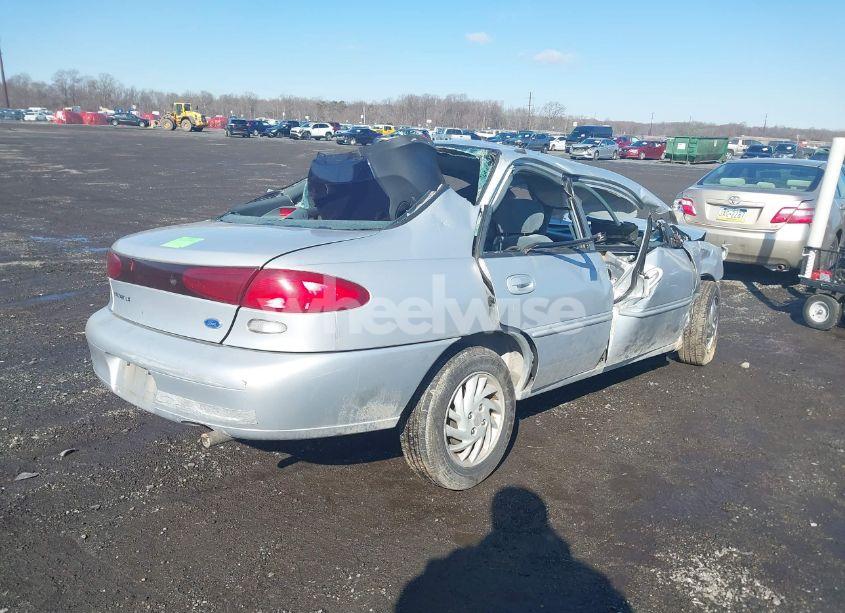 Photo 4 of 1997 Ford Escort LX (VIN 1FALP13P2VW403494)