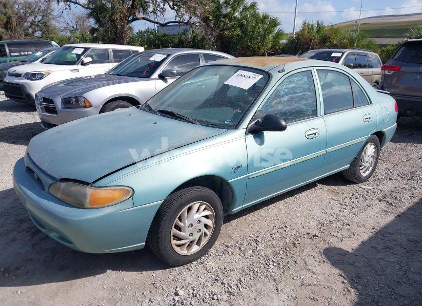 Photo 2 of 1998 Ford Escort SE (VIN 1FALP13P9WW103307)