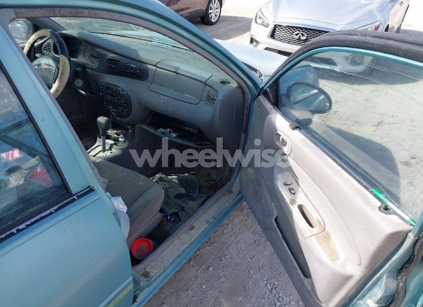 Photo 5 of 1998 Ford Escort SE (VIN 1FALP13P9WW103307)