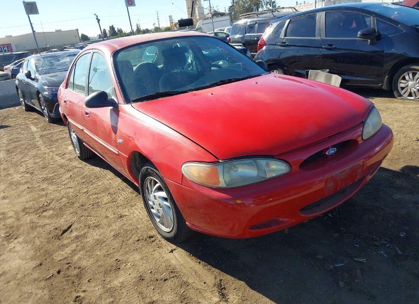 1997 Ford Escort LX (VIN 1FALP13PXVW259080) main photo