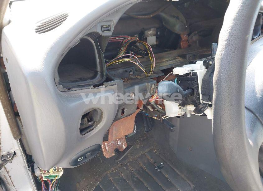 Photo 16 of 1997 Ford Escort LX (VIN 1FALP13PXVW263906)