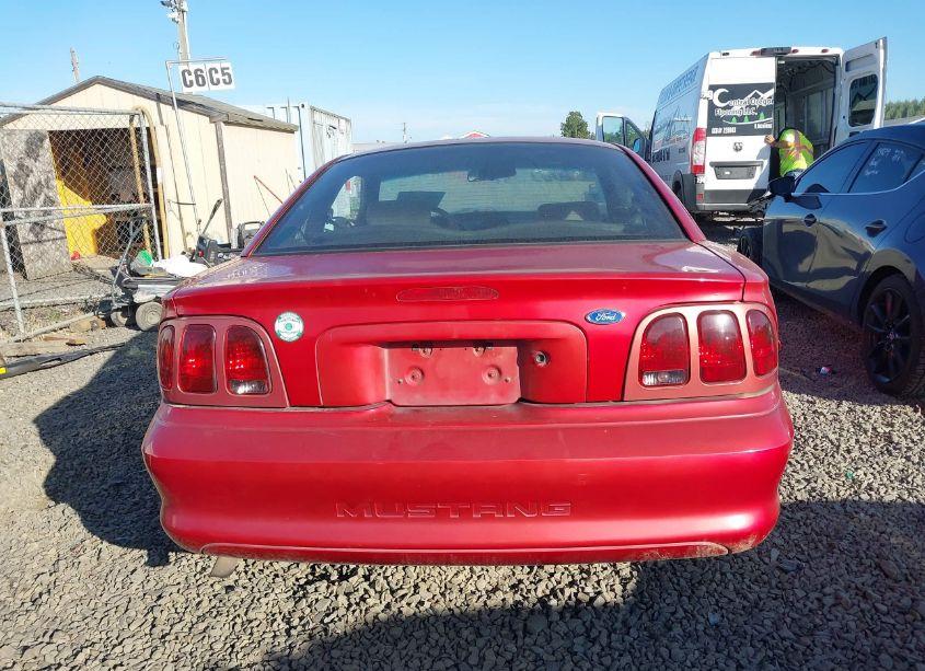 Photo 16 of 1997 Ford Mustang (VIN 1FALP4040VF205668)