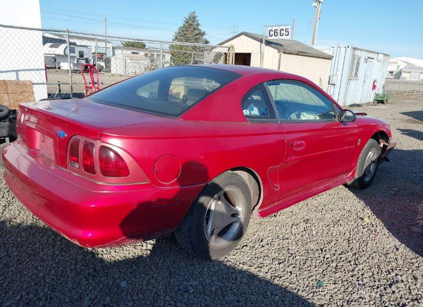Photo 4 of 1997 Ford Mustang (VIN 1FALP4040VF205668)