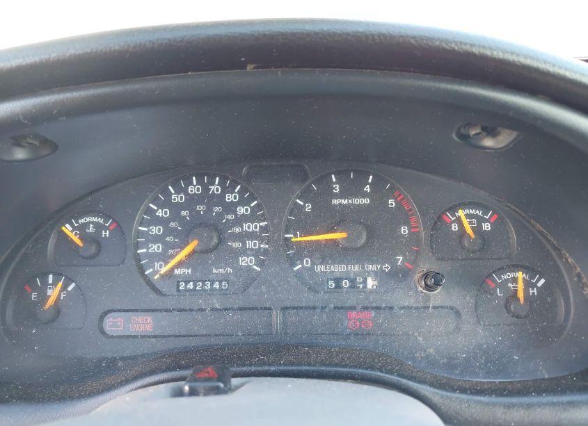 Photo 7 of 1997 Ford Mustang (VIN 1FALP4040VF205668)