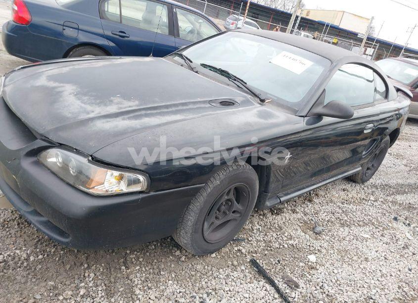 Photo 2 of 1997 Ford Mustang (VIN 1FALP4041VF129619)