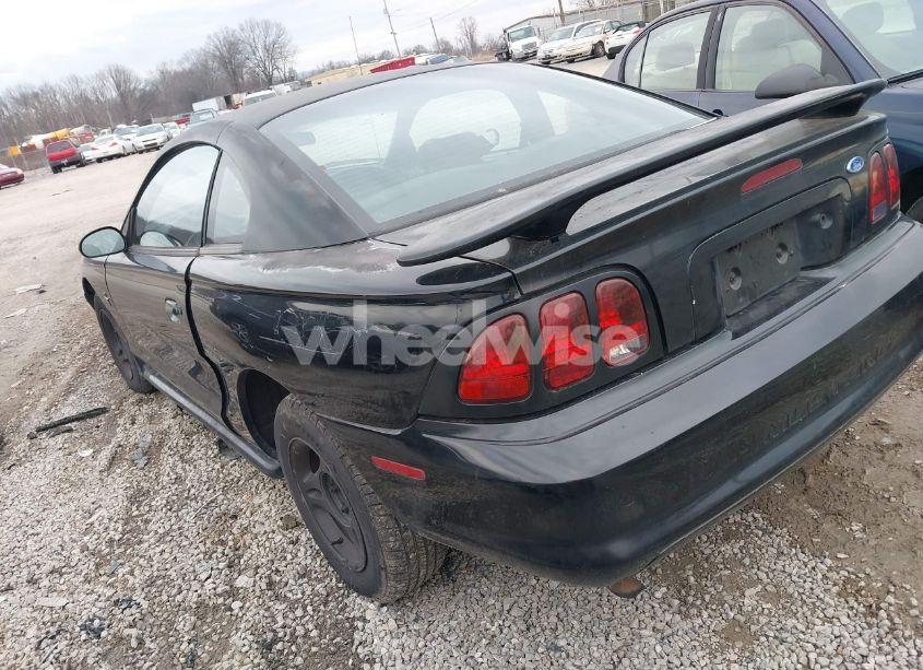 Photo 3 of 1997 Ford Mustang (VIN 1FALP4041VF129619)