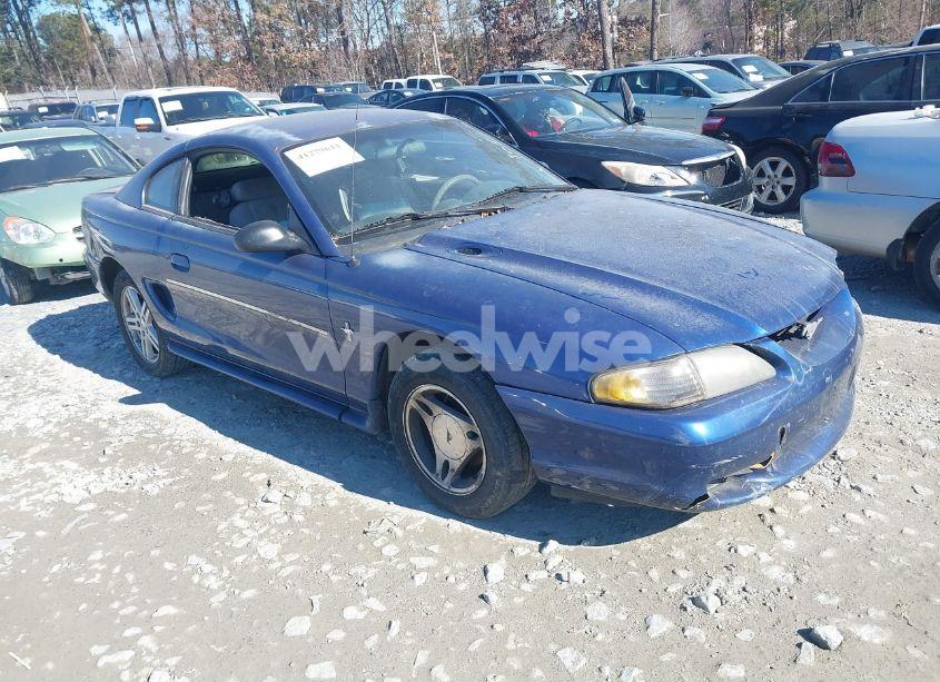 1996 Ford Mustang (VIN 1FALP4042TF140884) main photo