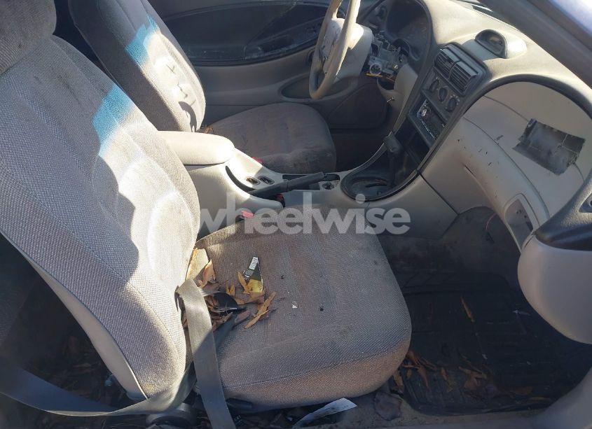 Photo 5 of 1996 Ford Mustang (VIN 1FALP4042TF140884)