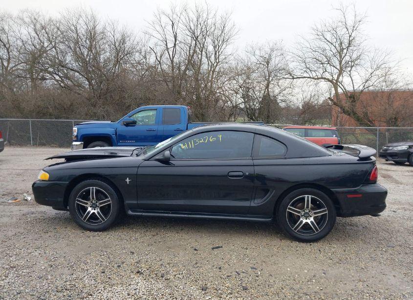 Photo 15 of 1997 Ford Mustang (VIN 1FALP4042VF208359)