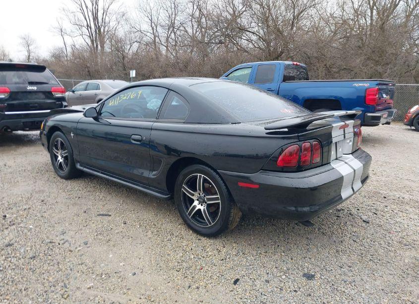 Photo 3 of 1997 Ford Mustang (VIN 1FALP4042VF208359)
