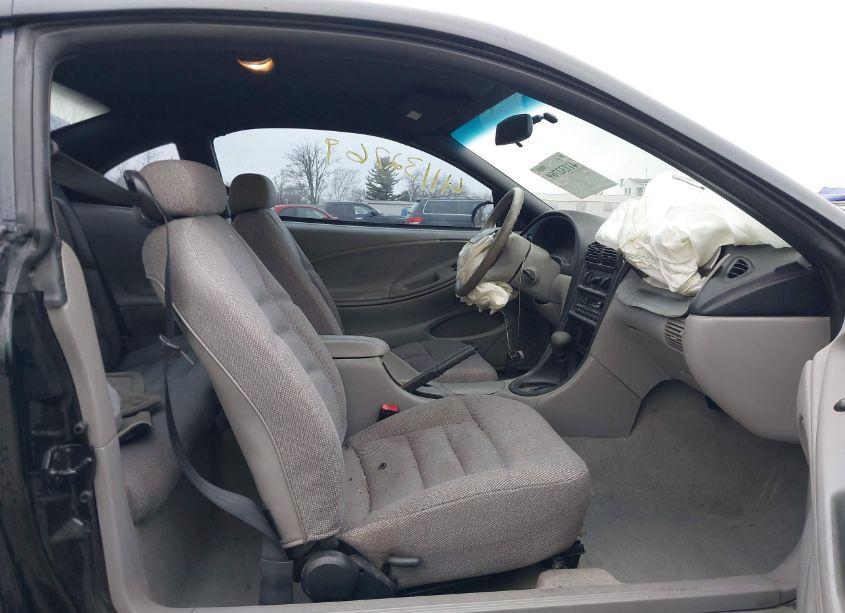 Photo 5 of 1997 Ford Mustang (VIN 1FALP4042VF208359)