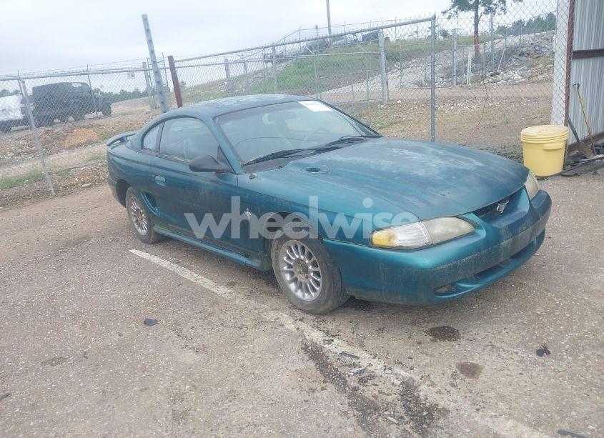 1996 Ford Mustang (VIN 1FALP4044TF226536) main photo