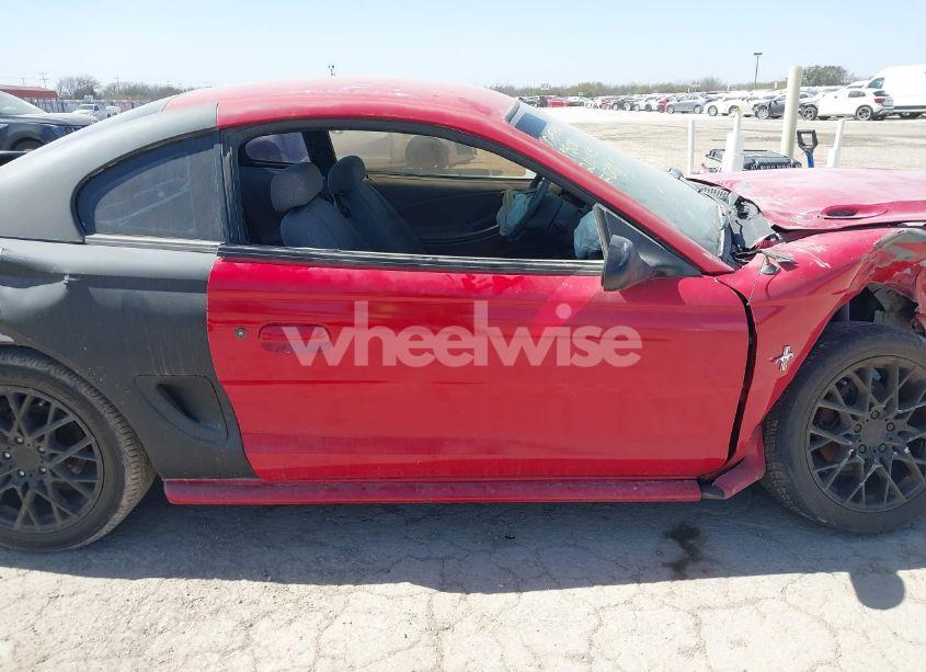 Photo 13 of 1997 Ford Mustang (VIN 1FALP4044VF195081)