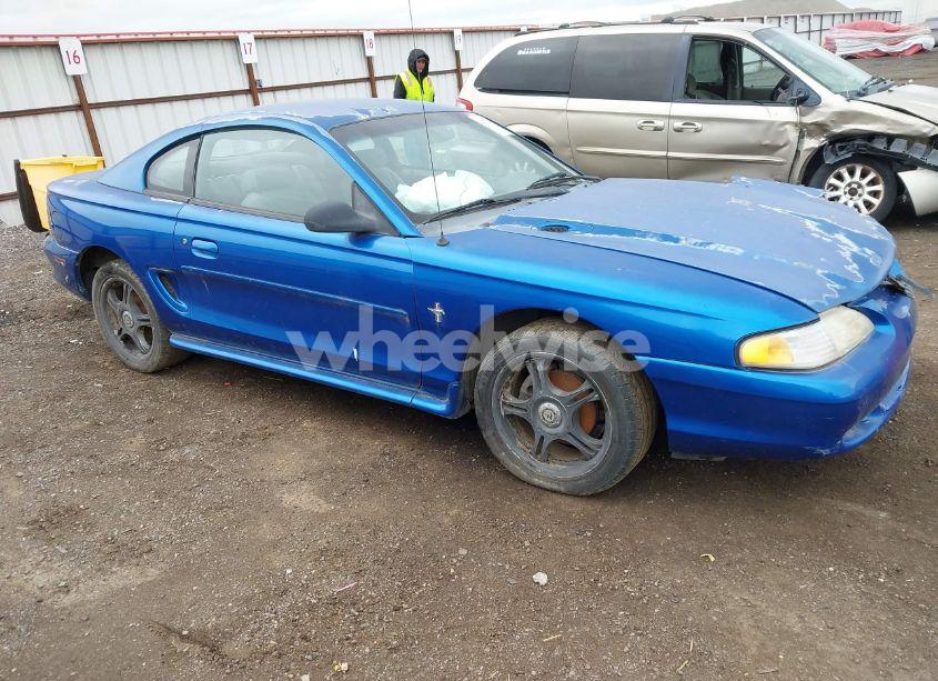 1995 Ford Mustang (VIN 1FALP4046SF207937) main photo