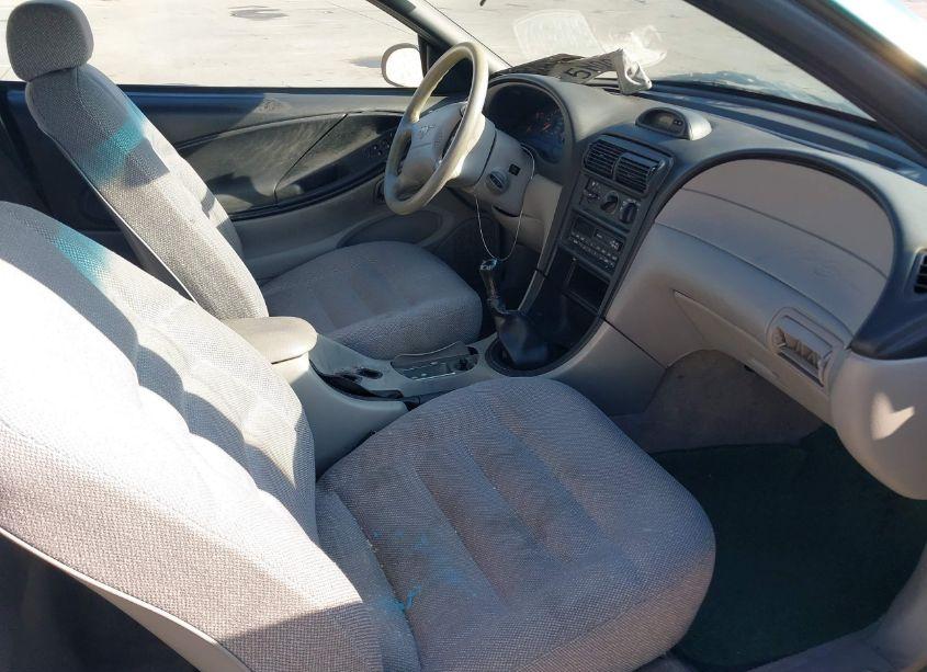 Photo 5 of 1996 Ford Mustang (VIN 1FALP4049TF146813)