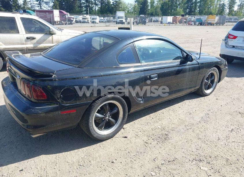 Photo 4 of 1997 Ford Mustang GT (VIN 1FALP42X5VF108991)