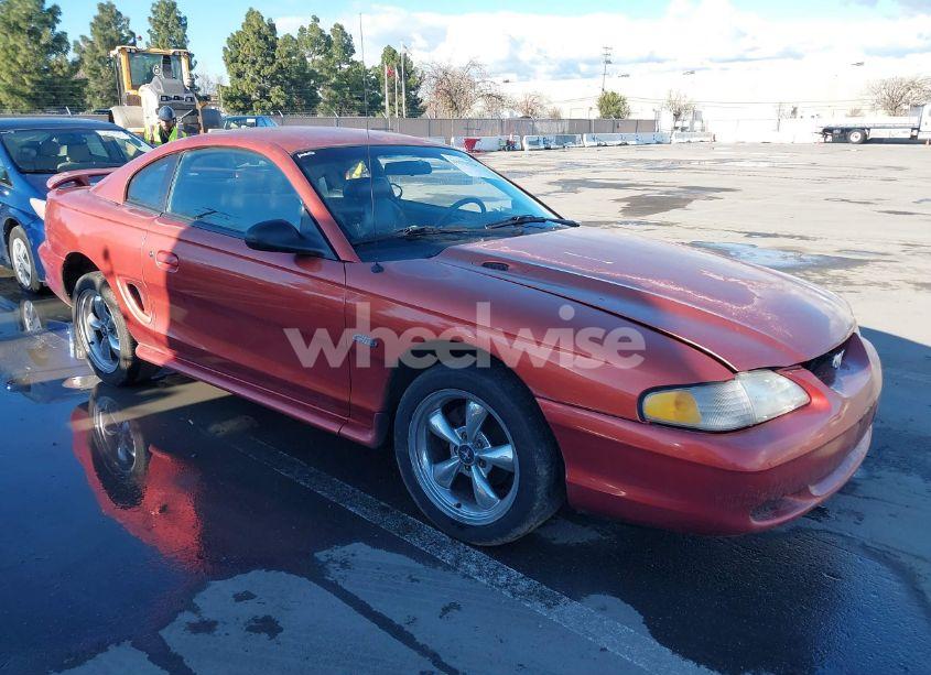 1997 Ford Mustang GT (VIN 1FALP42X6VF181710) main photo