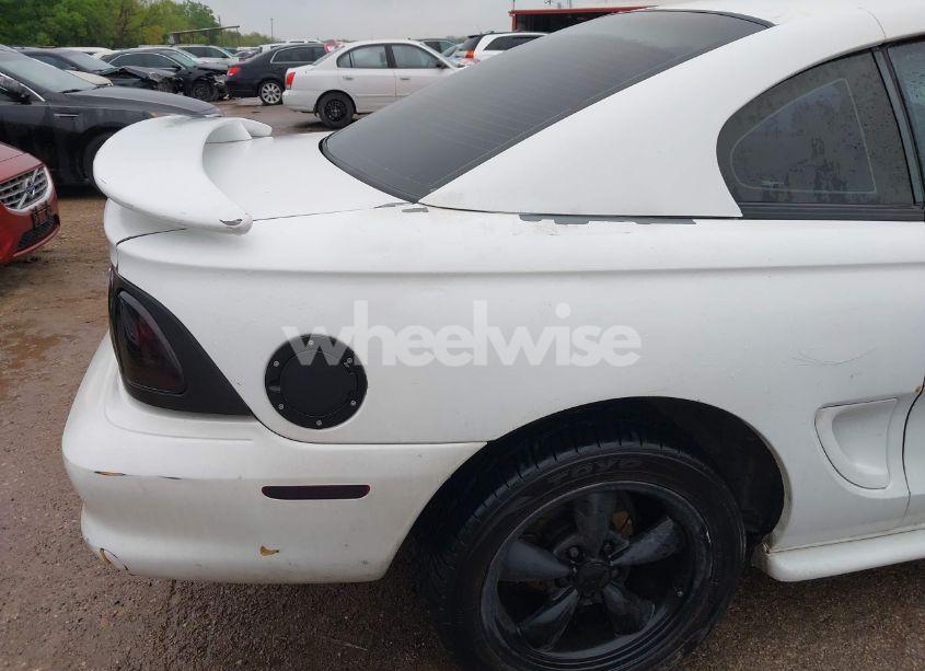 Photo 15 of 1997 Ford Mustang GT (VIN 1FALP42X7VF193106)