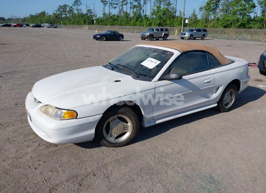 Photo 2 of 1995 Ford Mustang (VIN 1FALP4442SF243571)