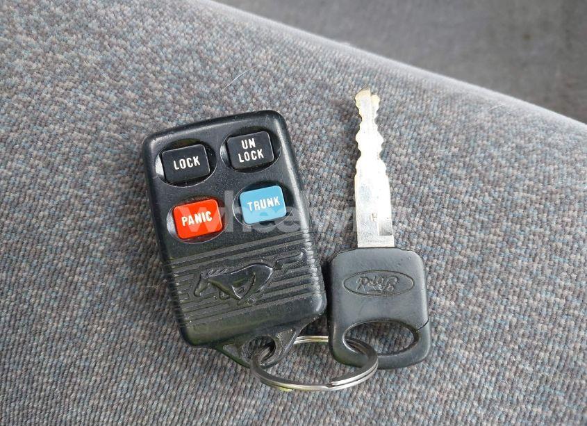 Photo 11 of 1994 Ford Mustang (VIN 1FALP4443RF186095)