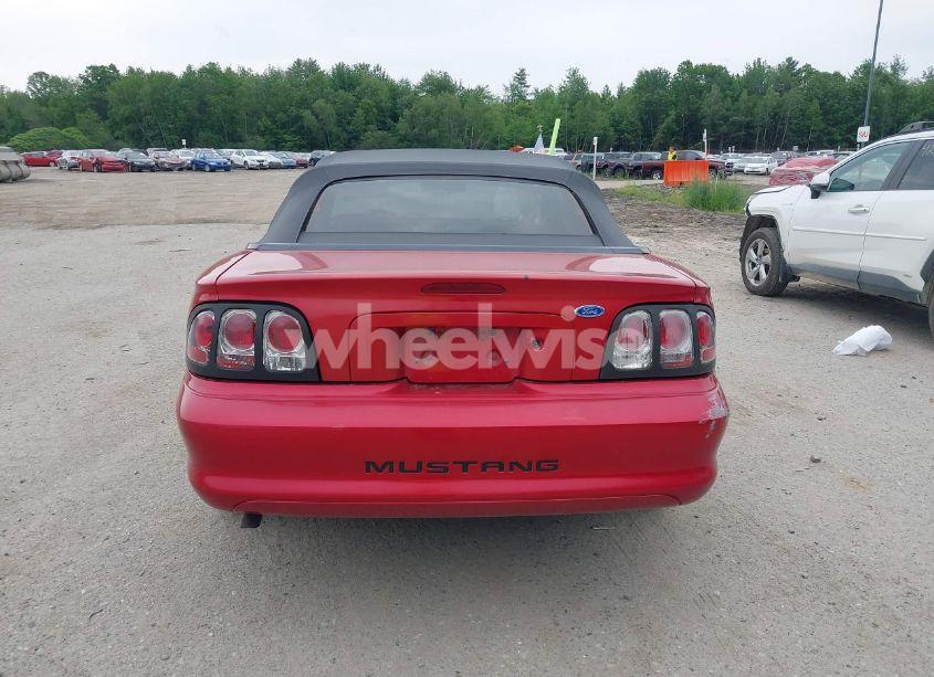 Photo 16 of 1994 Ford Mustang (VIN 1FALP4443RF186095)