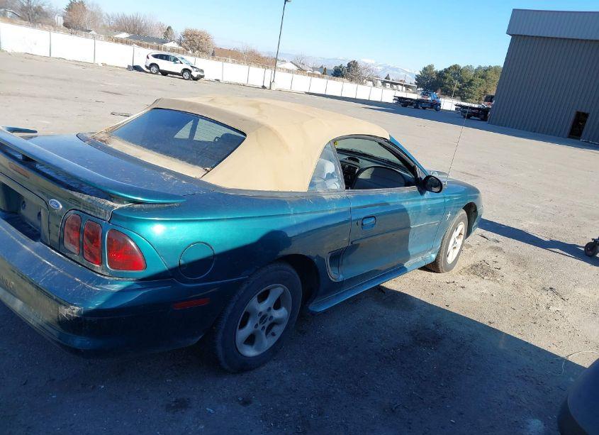 Photo 4 of 1996 Ford Mustang (VIN 1FALP4444TF153517)