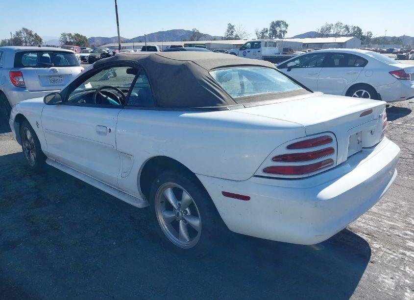 Photo 3 of 1994 Ford Mustang (VIN 1FALP444XRF208481)