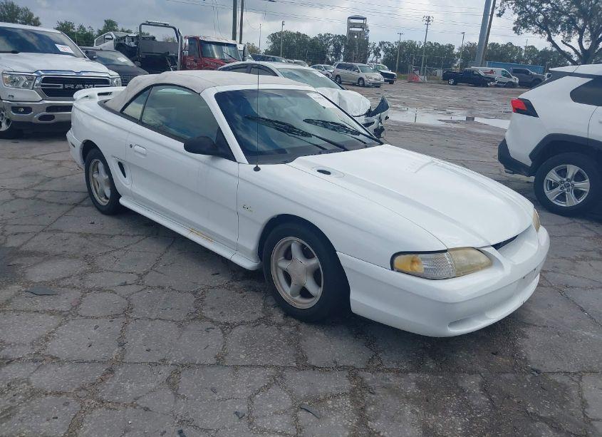 1995 Ford Mustang GT/GTS (VIN 1FALP45T6SF140143) main photo