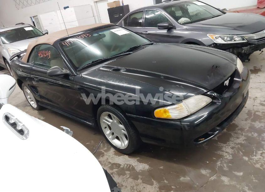 1996 Ford Mustang GT (VIN 1FALP45X2TF169885) main photo