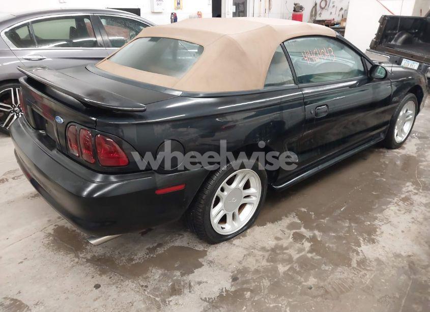 Photo 4 of 1996 Ford Mustang GT (VIN 1FALP45X2TF169885)