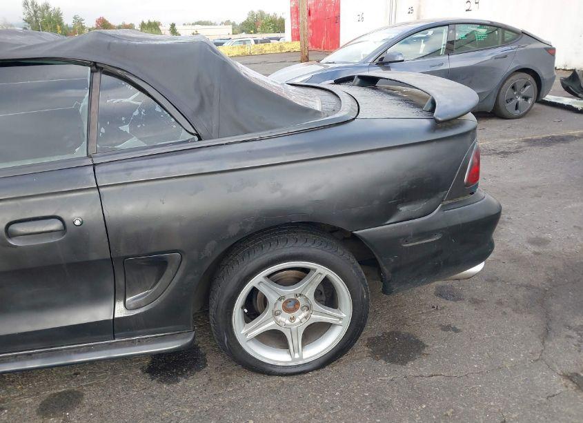 Photo 6 of 1996 Ford Mustang GT (VIN 1FALP45X4TF114421)