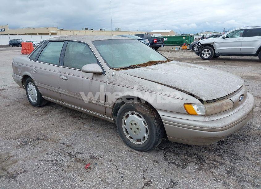 1995 Ford Taurus GL/SE (VIN 1FALP5246SG211158) main photo