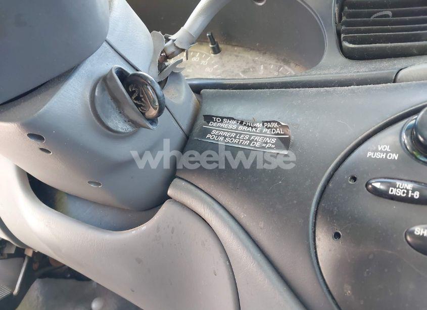 Photo 11 of 1997 Ford Taurus GL (VIN 1FALP52U0VG259565)