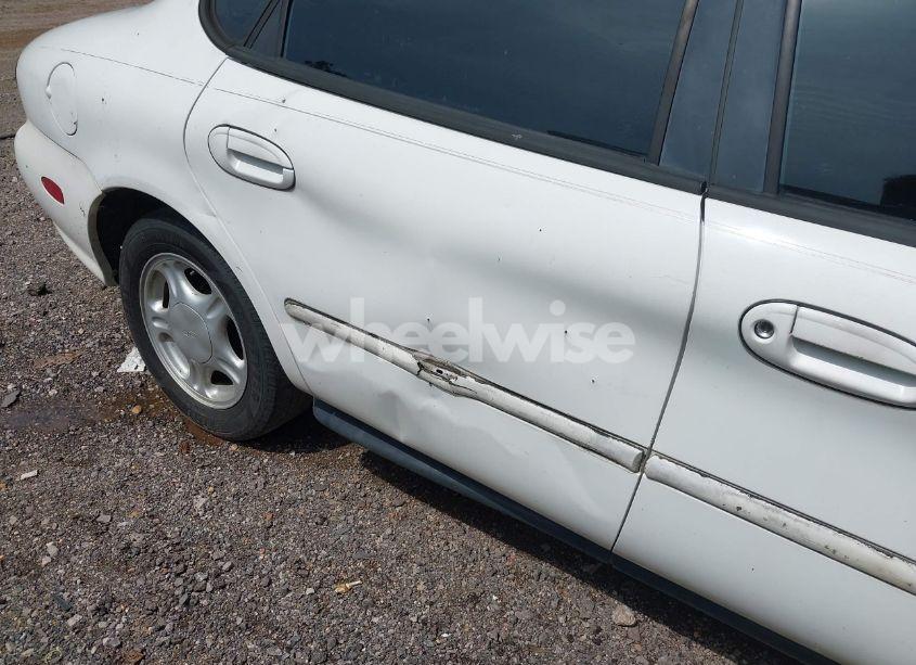 Photo 6 of 1996 Ford Taurus GL (VIN 1FALP52U1TA131190)