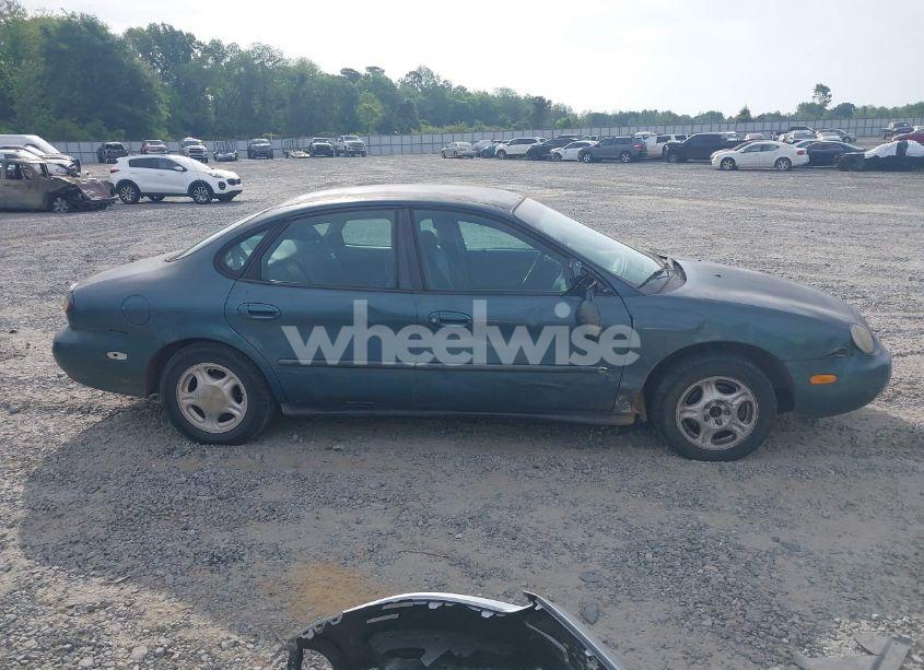 Photo 13 of 1997 Ford Taurus GL (VIN 1FALP52U6VG305982)