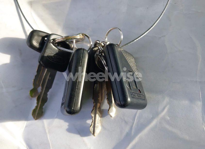 Photo 11 of 1994 Ford Taurus LX (VIN 1FALP5341RG207690)