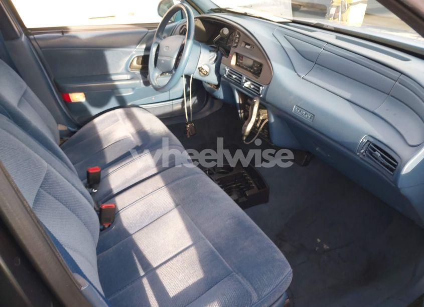 Photo 5 of 1994 Ford Taurus LX (VIN 1FALP5341RG207690)