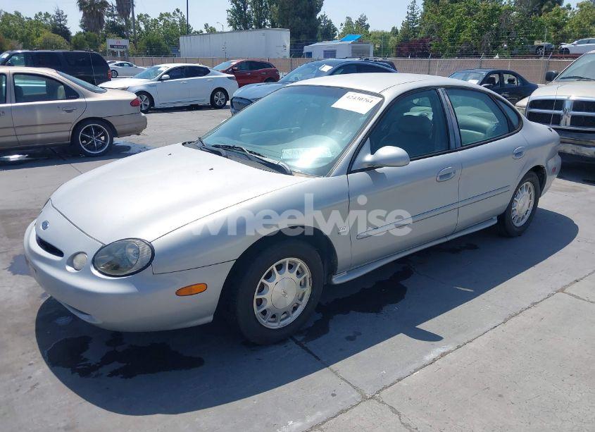 Photo 2 of 1996 Ford Taurus LX (VIN 1FALP53S5TG199843)