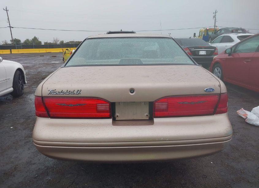 Photo 16 of 1996 Ford Thunderbird LX (VIN 1FALP6242TH145970)