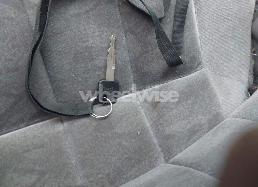 Photo 11 of 1997 Ford Thunderbird LX (VIN 1FALP6248VH134894)