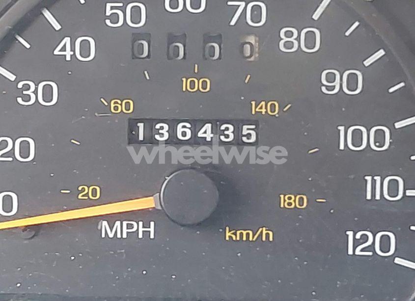 Photo 12 of 1997 Ford Thunderbird LX (VIN 1FALP6248VH134894)