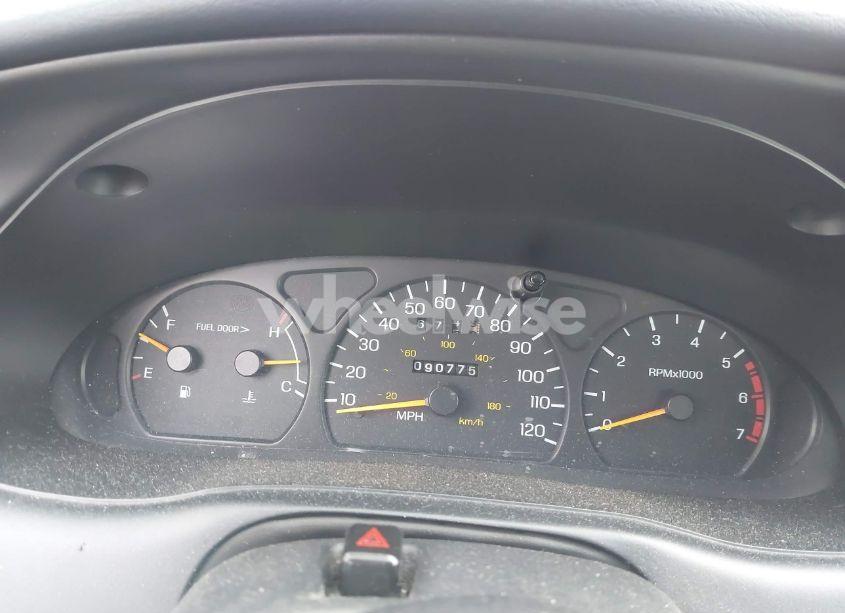 Photo 7 of 1997 Ford Thunderbird LX (VIN 1FALP62W2VH105702)